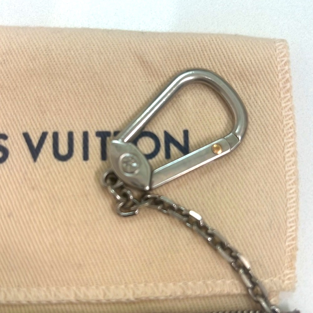 Louis Vuitton Magnolia Mahina Key Pouch RARE VALUE AUTHENTIC  at LV Naples - Picture 3 of 6
